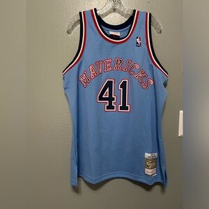 Mitchell Ness Dirk Nowitzki jersey